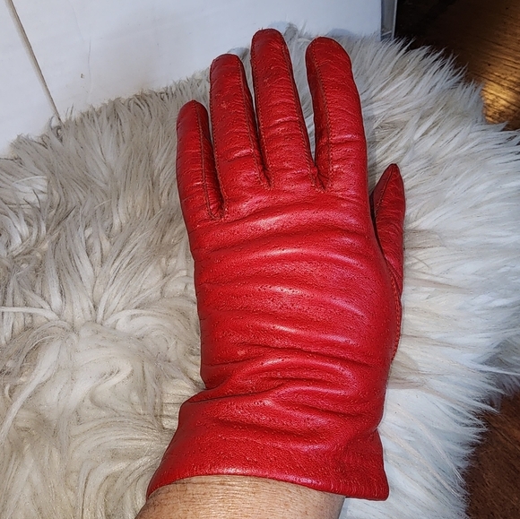 Vintage Accessories - Van Raalte Vintage Red Textured Leather  Gloves S